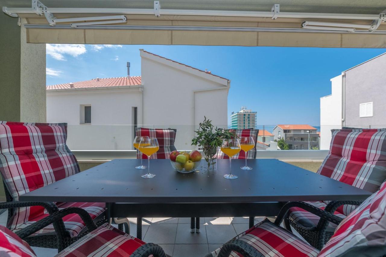 Luxury Apartment Purple Summer Sea View Makarska Exterior photo